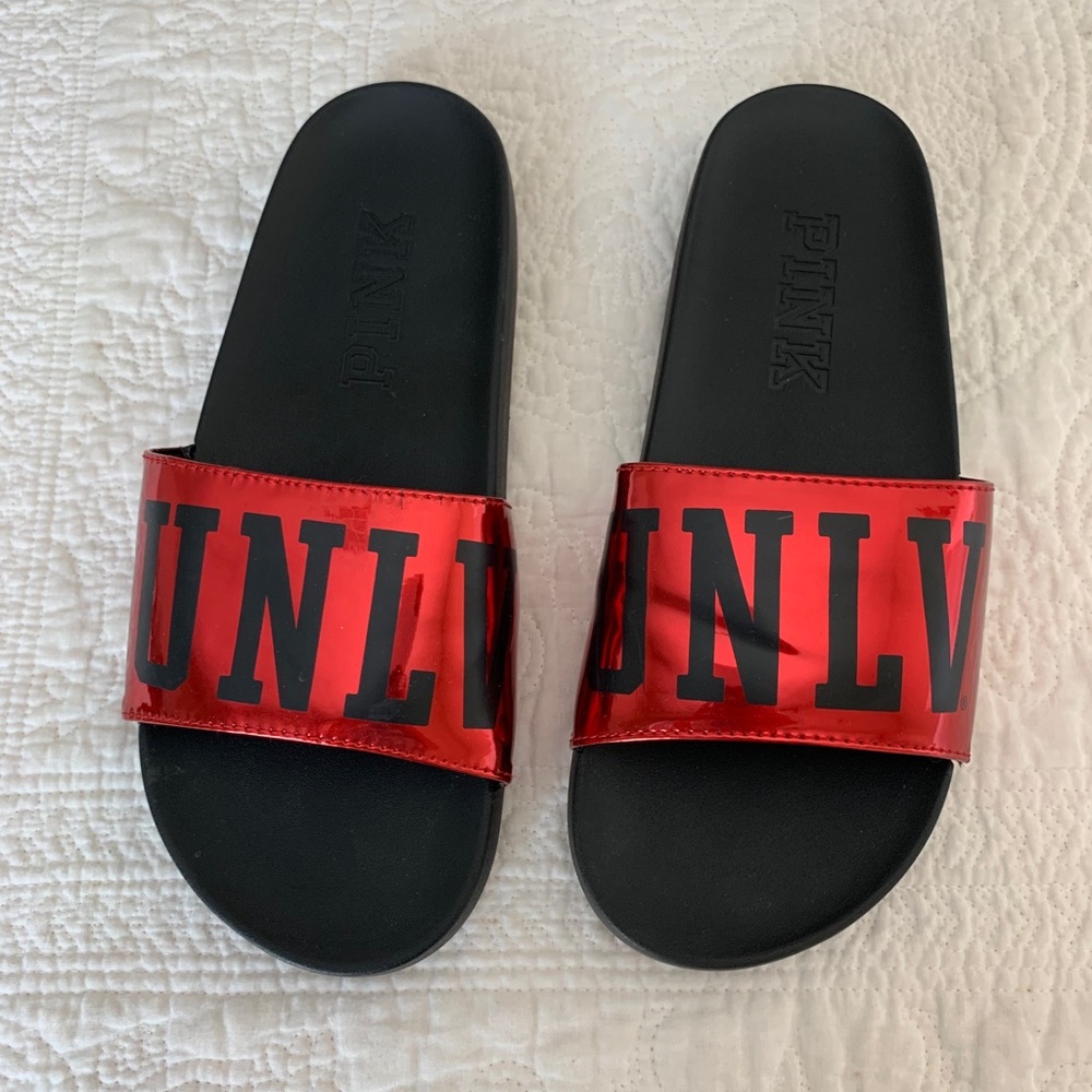 ⭐️UNLV Slides by Pink⭐️